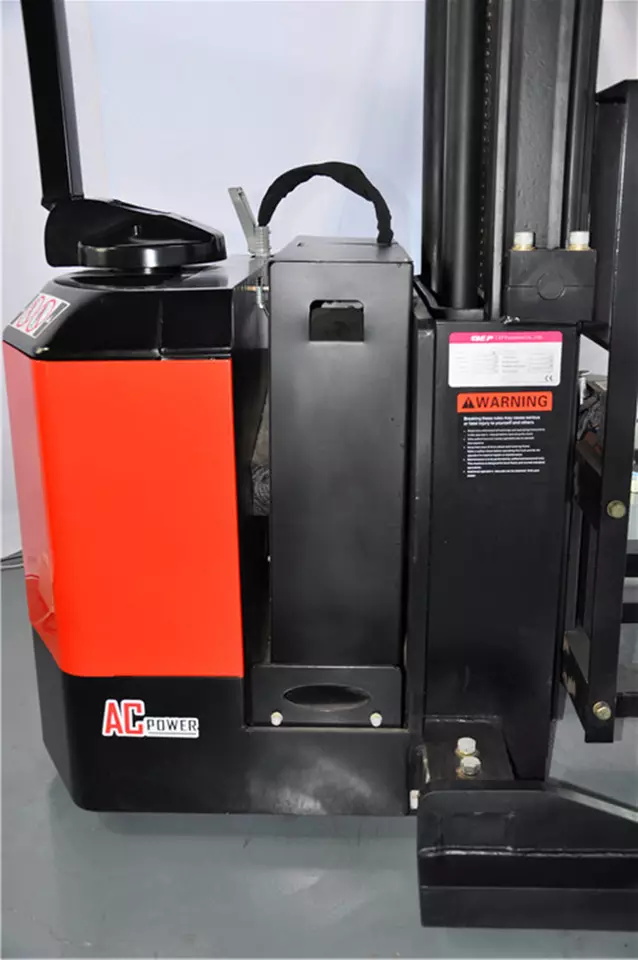 高効率の電動パレットスタッカー 1.5t 負荷帯 4