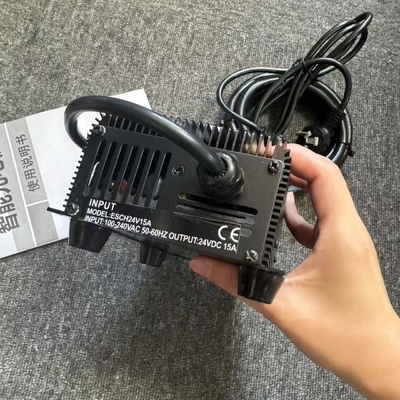 高品質のESCHシリーズ 24V 15Aフォークリフト バッテリー充電器