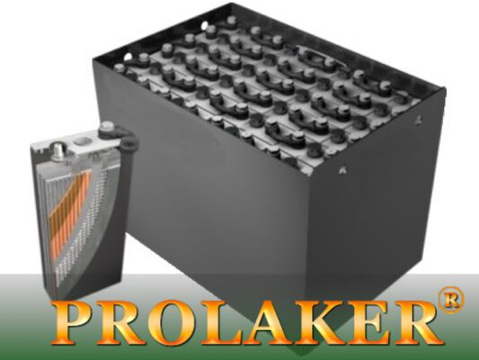 ねじ込み式接続方式のフォークリフトの牽引電池72V 1550Ah/5hrsは蒸留水の消費を下げます