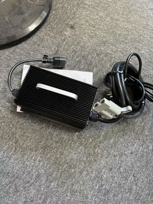 高品質のESCHシリーズ 24V 15Aフォークリフト バッテリー充電器