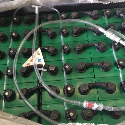 急速フォークリフト電池 フォークリフト電池のための自動給水と再充填システム