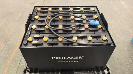 OEM 24-85-21 鉛蓄電池フォークリフトバッテリー 48V 840Ah 三相