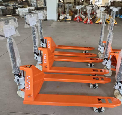 3トンのハンドパレットトラック 3000kgの容量と685mmのフォーク幅