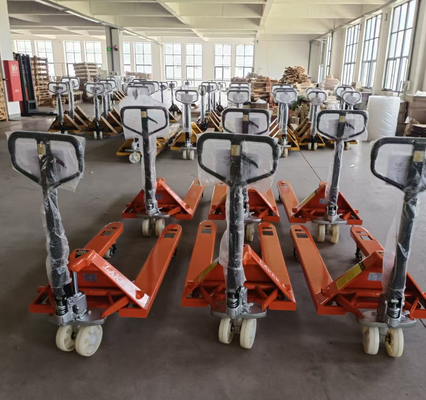 3トンのハンドパレットトラック 3000kgの倉庫材料処理のためのダブルナイロンホイール