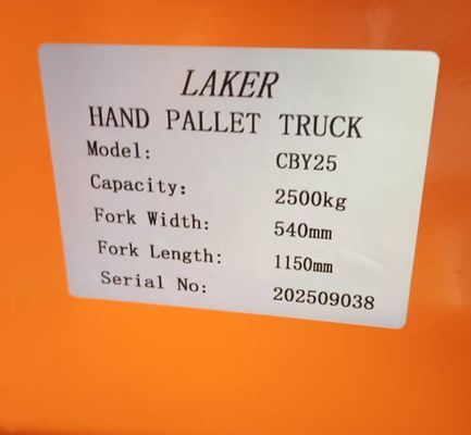 2.5 トンの安定負荷を担うユーロパレット ハンドパレットトラック 550mm 幅 1150mm フォーク長さ ダブルナイロンホイール