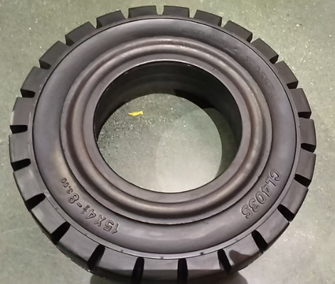 125/75-8 ソリッドフォークリフトタイヤ ラバー ブラック CL403S