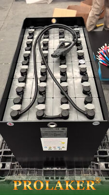 高性能フォークリフトバッテリー部品 VSDX450M モーター充電用バッテリー、1650回の充電サイクル