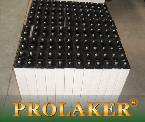 2台のボルトの225Ah/5hrs産業フォークリフト電池の管状の肯定的な版の技術