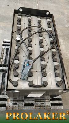 カスタマイズされた鉛酸引力電池 電池 48V 600Ah HELI CPD20フォークリフト用 REMA160プラグ付き