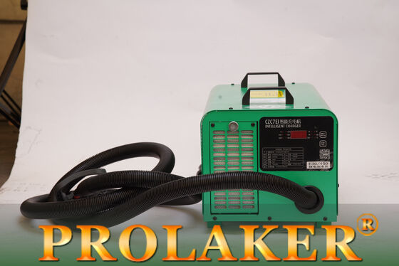 工業用リチウム電池のための高電力インテリジェント CZC7EI 100V 100A 充電器